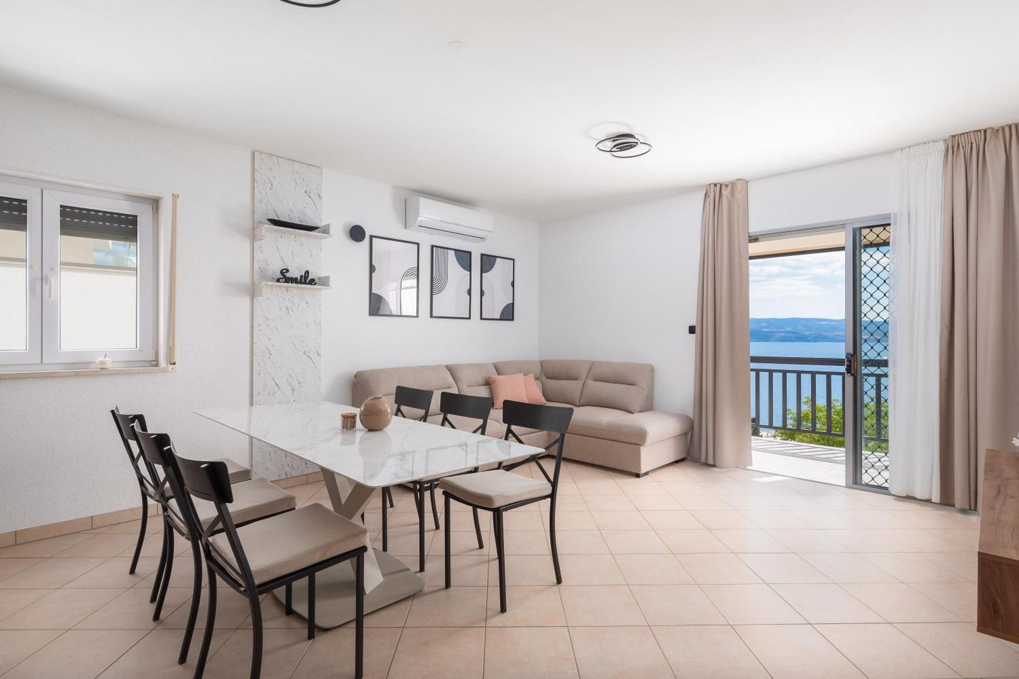 Bella Figura Apartments - Heated Pool Omis Exterior photo