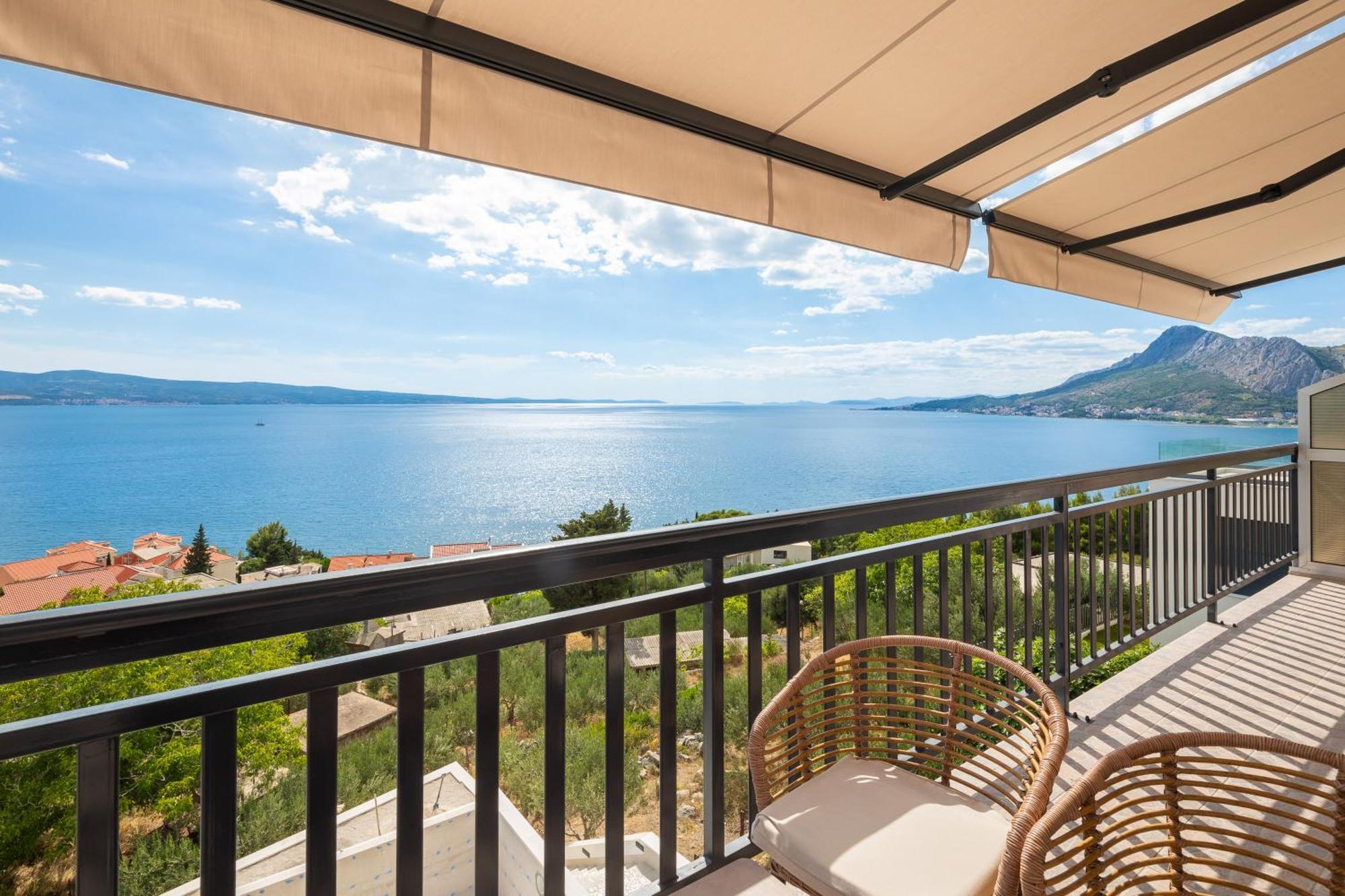 Bella Figura Apartments - Heated Pool Omis Exterior photo