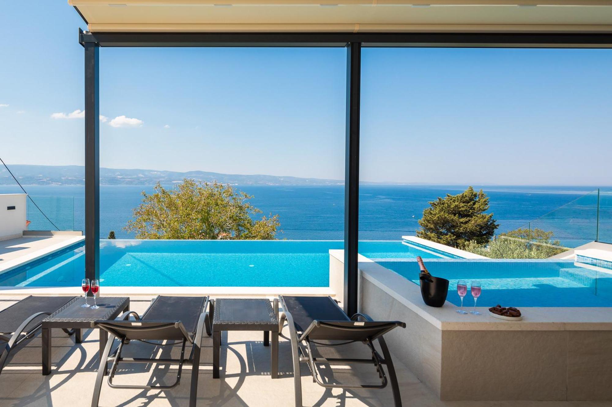 Bella Figura Apartments - Heated Pool Omis Exterior photo