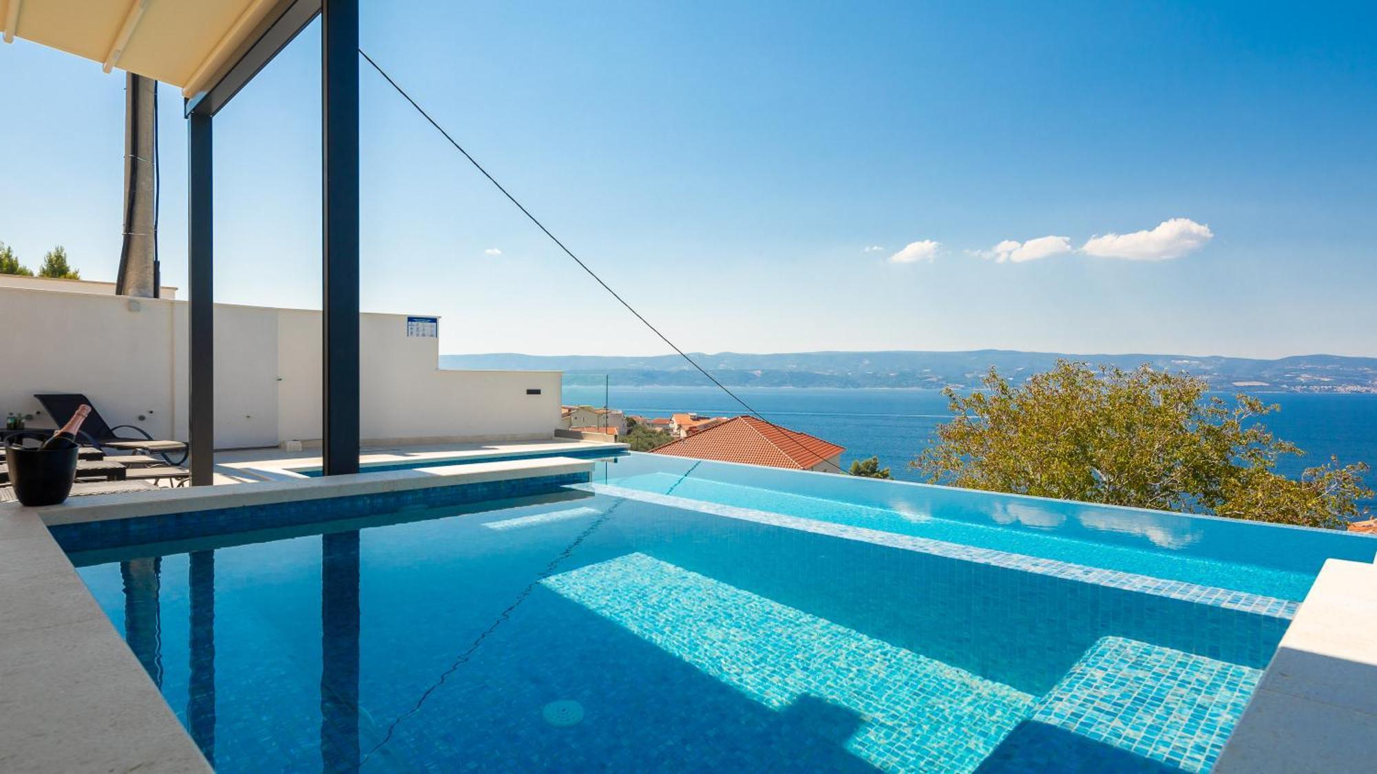 Bella Figura Apartments - Heated Pool Omis Exterior photo
