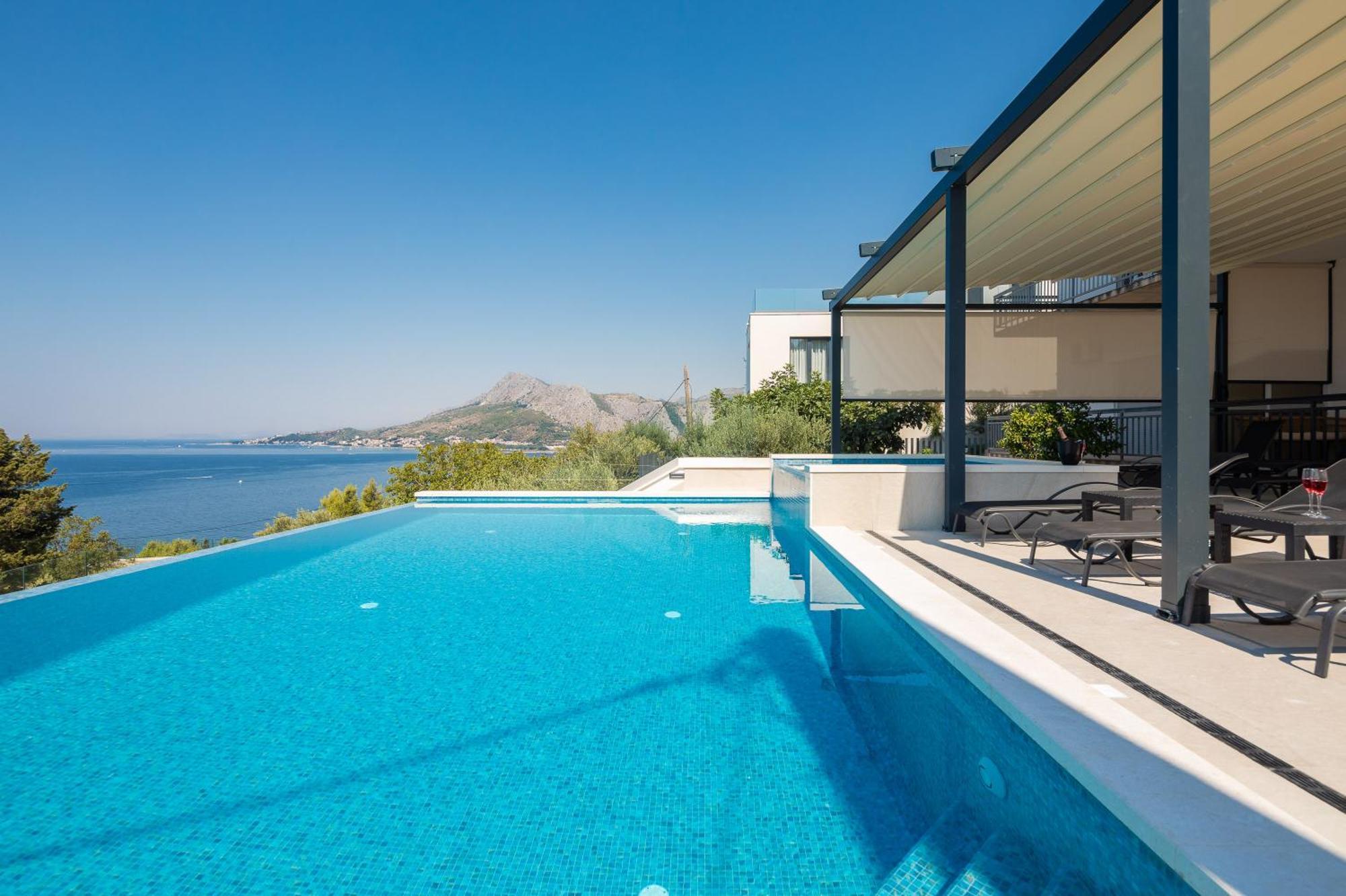Bella Figura Apartments - Heated Pool Omis Exterior photo
